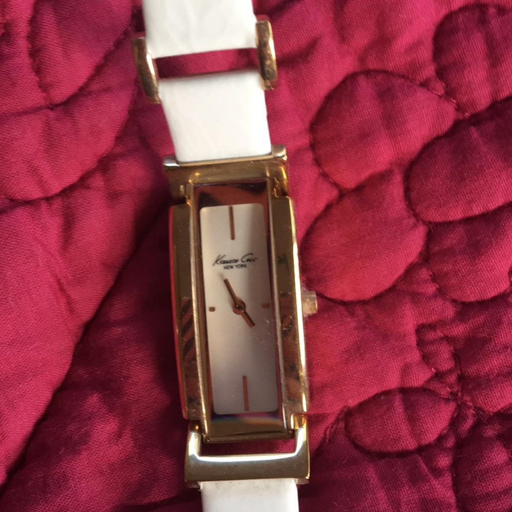 Kenneth Cole Watch - Picture 2 of 3